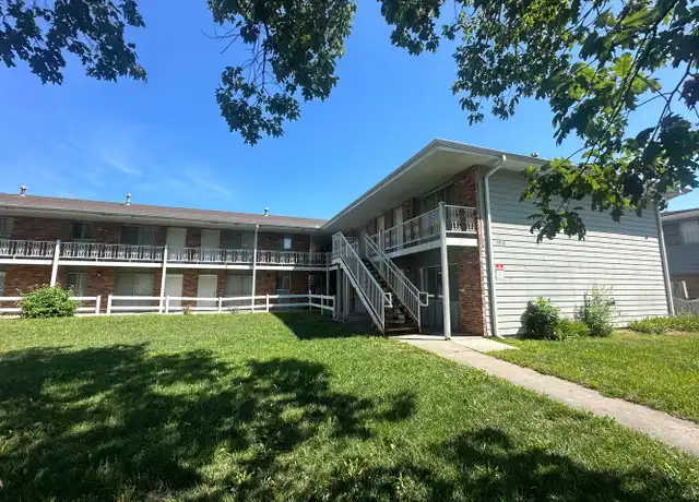 Property at 1910 J St Unit 201, Lincoln, NE, 68510, 1 bed, 1 bath, [object Object]