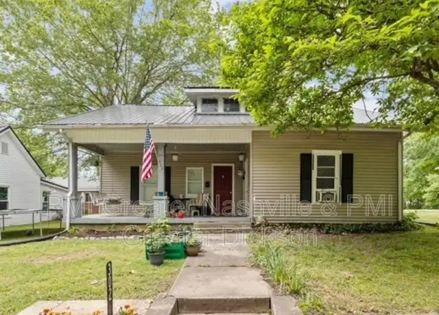 Property at 302 W Railroad St Unit 302B, Dickson, TN, 37055, 1 bed, 1 bath, [object Object]