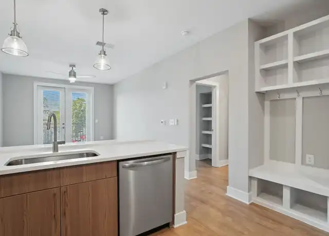 Property at 222 S Main St Unit 1-312, Mooresville, NC, 28115, 1 bed, 1 bath, [object Object]