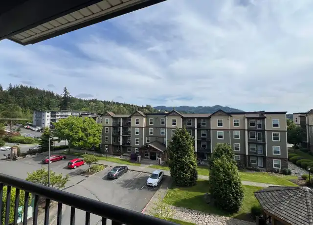 Property at 680 32nd St Unit 401, Bellingham, WA, 98225, 0 beds, 1 bath, [object Object]