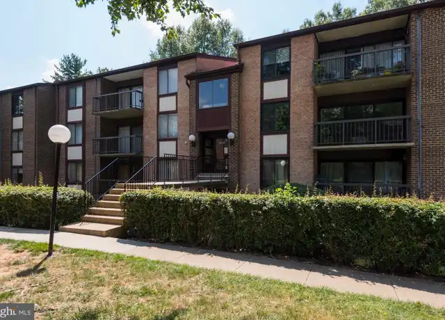 Property at 9708 Kingsbridge Dr #204, Fairfax, VA, 22031, 1 bed, 1 bath, [object Object]