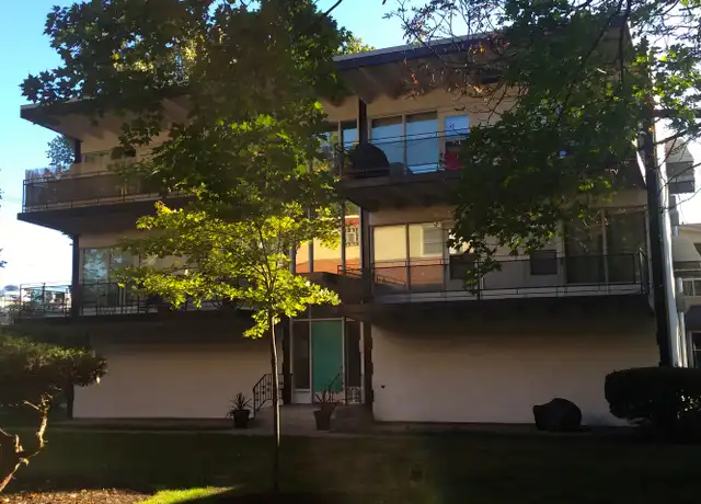 Property at 7446 Franklin St Unit 2SE, Forest Park, IL, 60130, 1 bed, 1 bath, [object Object]
