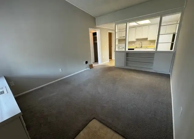 Property at 6037 Ullyot Dr Unit 5649 UD, Fort Wayne, IN, 46804, 1 bed, 1 bath, [object Object]