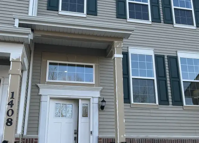 Property at 1408 Neubauer Cir #1905, Lindenhurst, IL, 60046, 3 beds, 2.5 baths, [object Object]