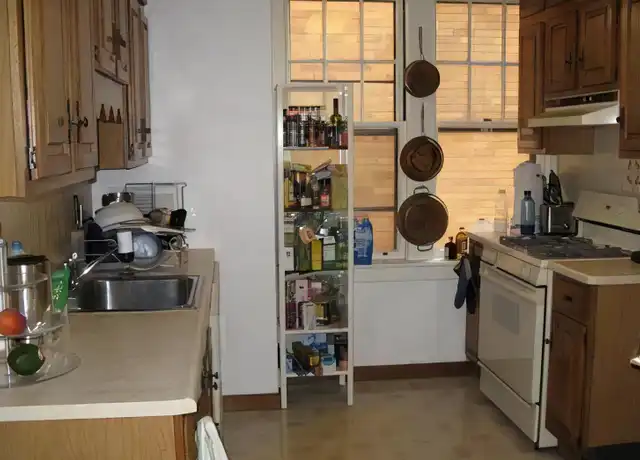 Property at 1775 Massachusetts Ave, Cambridge, MA, 02140, 2 beds, 1 bath, [object Object]