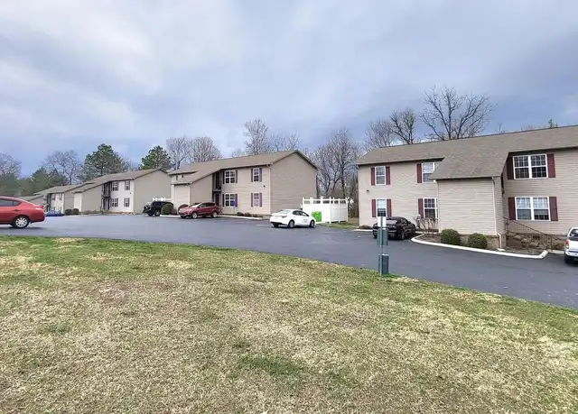 Property at 14 Five Oaks Dr, Crossville, TN, 38555, 2 beds, 1 bath, [object Object]