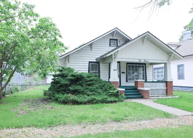 Property at 212 W 8th St, Grand Island, NE, 68801, 2 beds, 2 baths, [object Object]