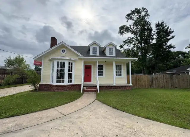 Property at 1280 W Lucas Dr, Beaumont, TX, 77706, 4 beds, 2 baths, [object Object]