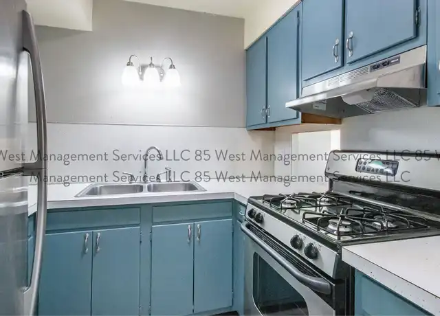 Property at 120 Leonard St NE Unit 11, Grand Rapids, MI, 49503, 2 beds, 1 bath, [object Object]