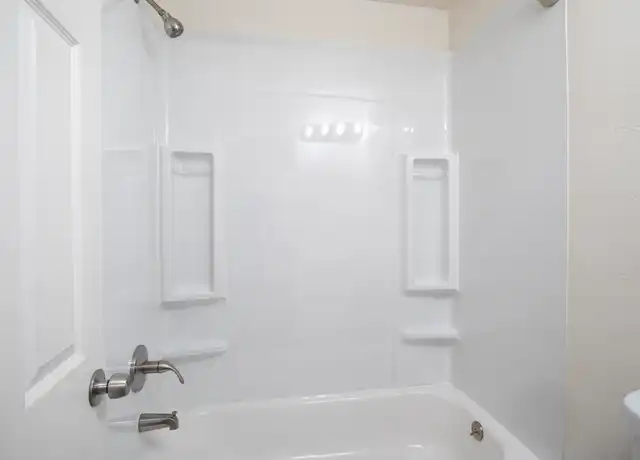 Property at 4635 N 27th Ave, Phoenix, AZ, 85017, 2 beds, 1 bath, [object Object]