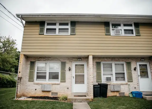 Property at 1077 Donegal Springs Rd, Mount Joy, PA, 17552, 2 beds, 1 bath, [object Object]