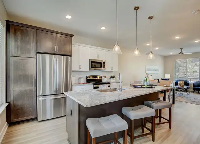 Property at Maple Place Apartments - 28509 Franklin Rd, Southfield, MI, 48034, 0-2 beds, 1-2 bath, [object Object]
