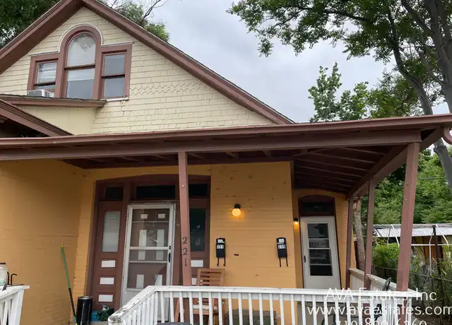 Property at 219 E Pitkin Ave, Pueblo, CO, 81004, 1 bed, 1 bath, [object Object]
