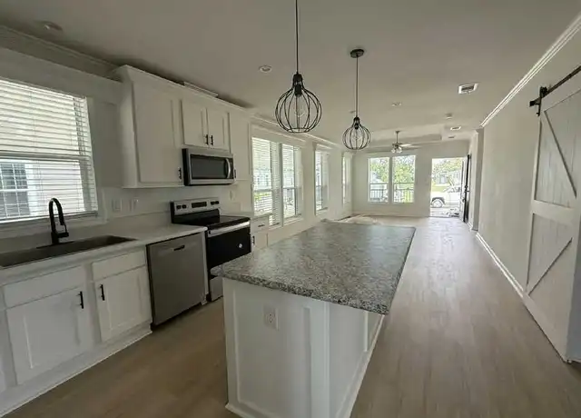 Property at 3511 Campari Dr, Ellenton, FL, 34222, 3 beds, 2 baths, [object Object]