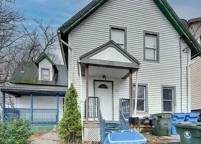 Property at 82 6th St Unit A, Norwich, CT, 06360, 2 beds, 1 bath, [object Object]