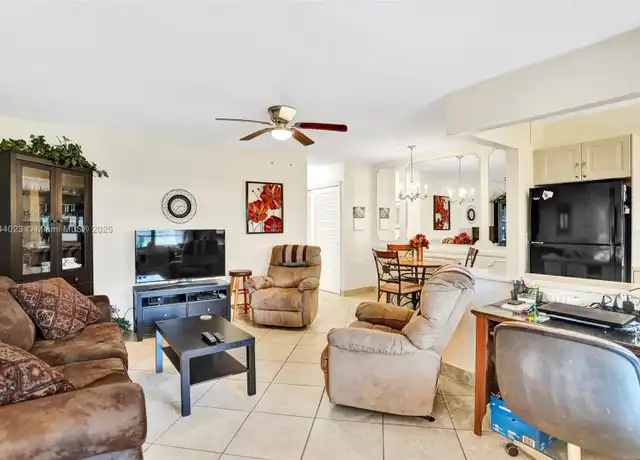 Property at 141 NE 10th Ave Unit 27A, Hallandale Beach, FL, 33009, 1 bed, 1 bath, [object Object]