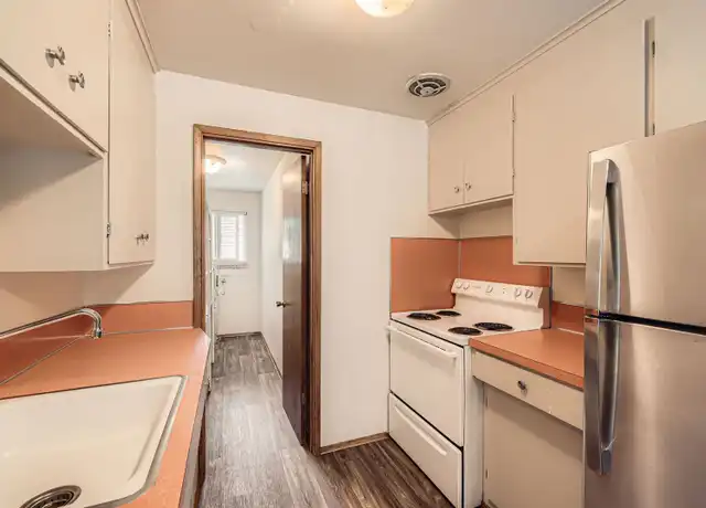 Property at 8257 Corliss Ave N Unit 4, Seattle, WA, 98103, 2 beds, 1 bath, [object Object]