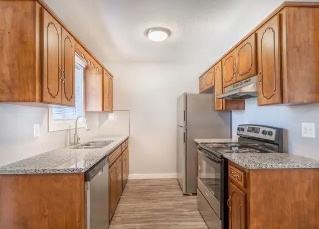 Property at 806 Pennsylvania Ave NW Unit 4, Jacksonville, AL, 36265, 1 bed, 1 bath, [object Object]