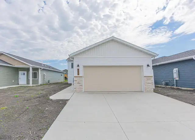 Property at 6747 66th Ave S, Horace, ND, 58047, 3 beds, 2.5 baths, [object Object]