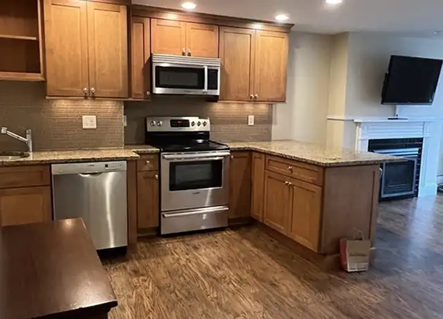 Property at 2 S Cedar Pl Unit 2, Boston, MA, 02116, 2 beds, 1 bath, [object Object]