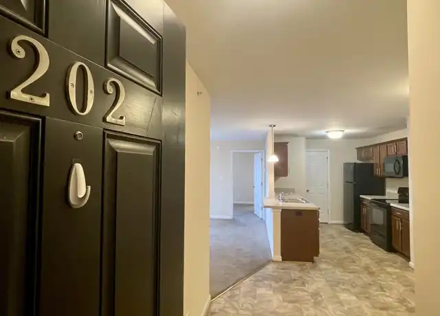 Property at 301 Rotunda St Unit 202, Lynchburg, VA, 24502, 2 beds, 2 baths, [object Object]