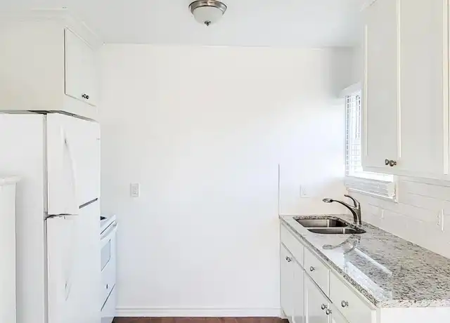 Property at 1607 West Ave Unit C, Waco, TX, 76707, 2 beds, 1 bath, [object Object]