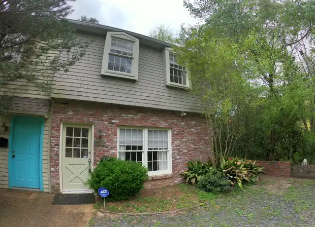 Property at 1235 Linden Pl, Jackson, MS, 39202, 2 beds, 1.5 baths, [object Object]