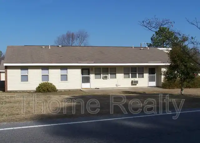 Property at 400 E Northern Blvd, Tarboro, NC, 27886, 3 beds, 1 bath, [object Object]