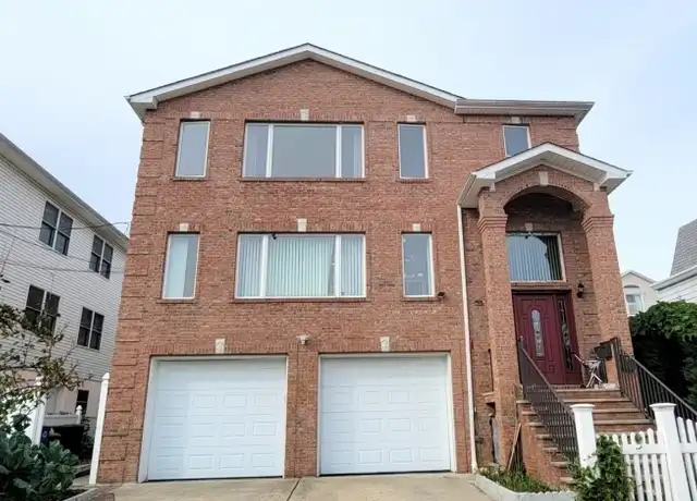 Property at 81 Forest St Unit 2, Kearny, NJ, 07032, 4 beds, 2 baths, [object Object]