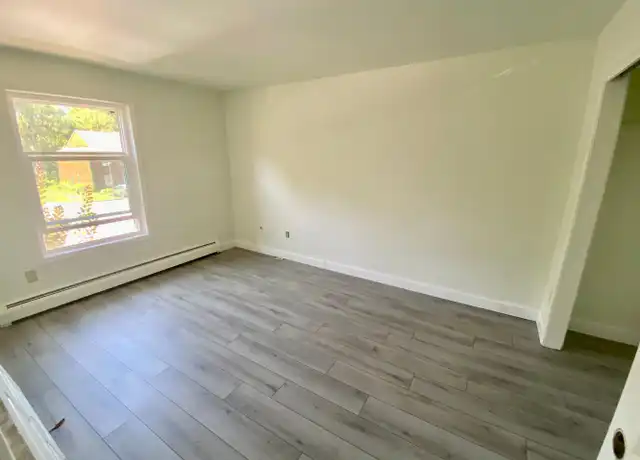 Property at 25 Baycrest Dr, South Burlington, VT, 05403, 2 beds, 1 bath, [object Object]
