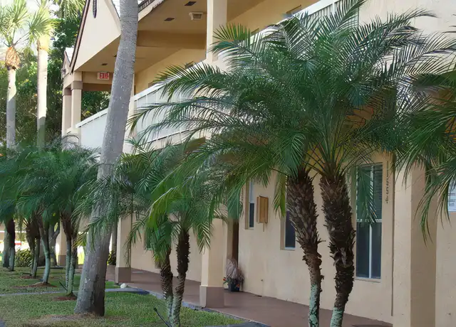 Property at 11562 NW 39th St Unit 11562, Coral Springs, FL, 33065, 2 beds, 2 baths, [object Object]