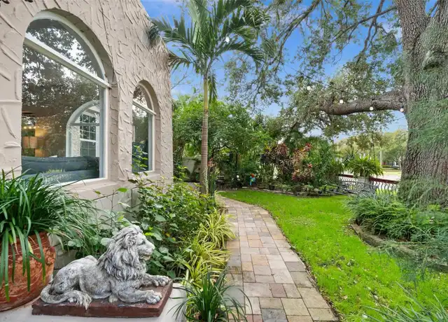 Property at 325 49th St N, Saint Petersburg, FL, 33710, 4 beds, 4.5 baths, [object Object]