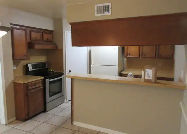 Property at 11514 Meadow Ln Unit D, Stafford, TX, 77477, 2 beds, 1 bath, [object Object]