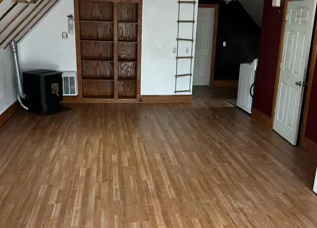 Property at 72 Prospect St, Willimantic, CT, 06226, 5 beds, 2 baths, [object Object]