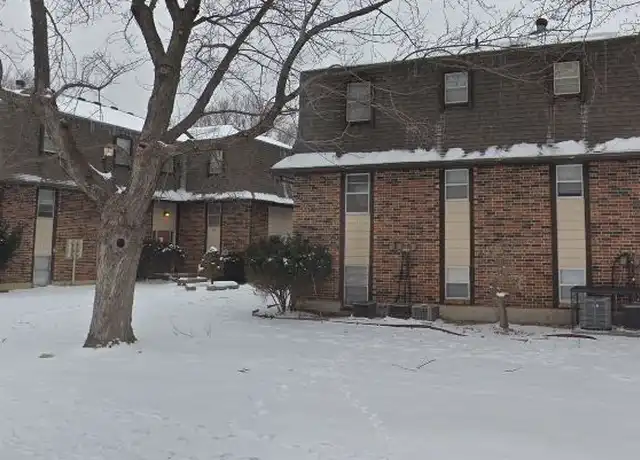 Property at 300 E Fair St Unit 1D, Independence, MO, 64055, 2 beds, 1 bath, [object Object]