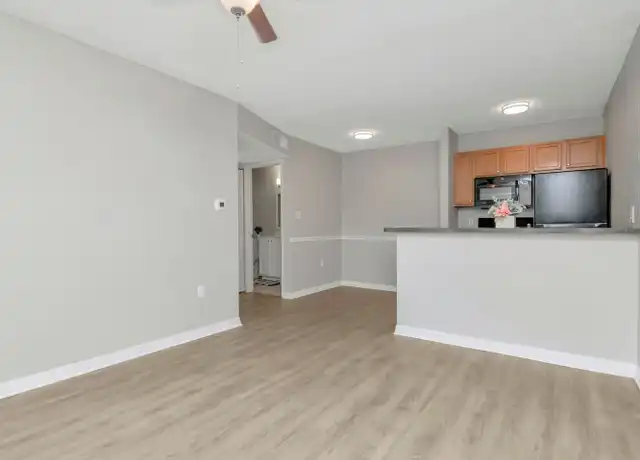Property at 215 Lake Brook Cir #101, Brandon, FL, 33511, 1 bed, 1 bath, [object Object]