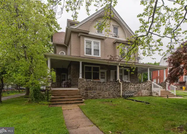 Property at 120 Walnut Ave #3, Ardmore, PA, 19003, 1 bed, 1 bath, [object Object]