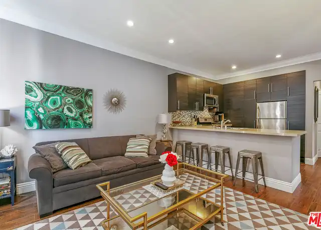 Property at 7223 Willoughby Ave Unit 212, Los Angeles, CA, 90046, 2 beds, 1 bath, [object Object]