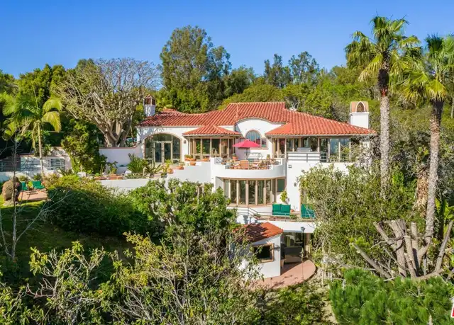Property at 27910 Pacific Coast Hwy, Malibu, CA, 90265, 4 beds, 7 baths, [object Object]