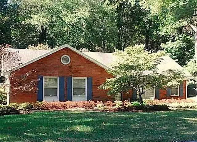 Property at 4824 Farm Pond Ln, Charlotte, NC, 28212, 3 beds, 2 baths, [object Object]