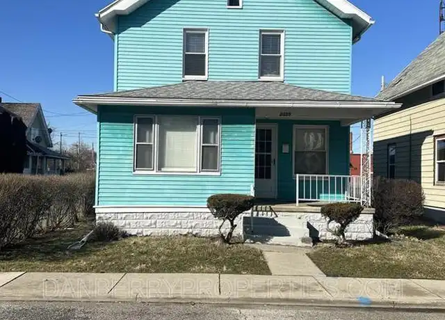 Property at 2025 E London Sq, Toledo, OH, 43606, 3 beds, 1 bath, [object Object]