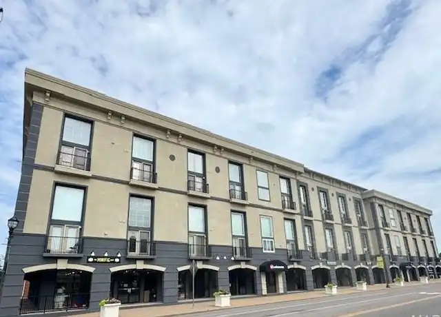 Property at 200 Kirkwood Pl, Kirkwood, MO, 63122, 1 bed, 1.5 baths, [object Object]