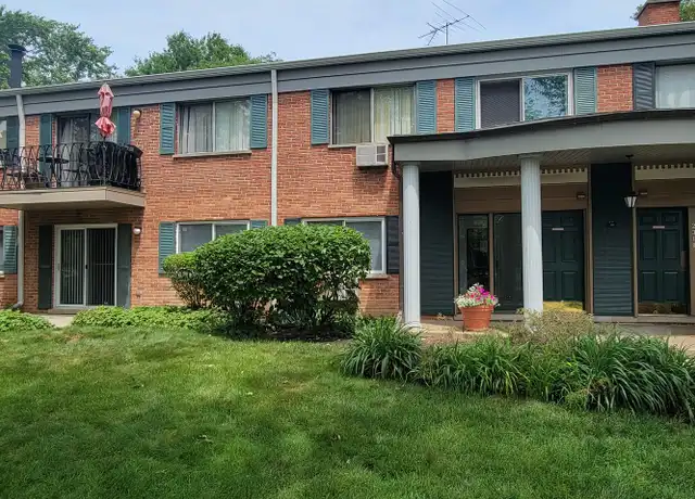 Property at 2315 S Goebbert Rd Unit D106, Arlington Heights, IL, 60005, 2 beds, 2 baths, [object Object]