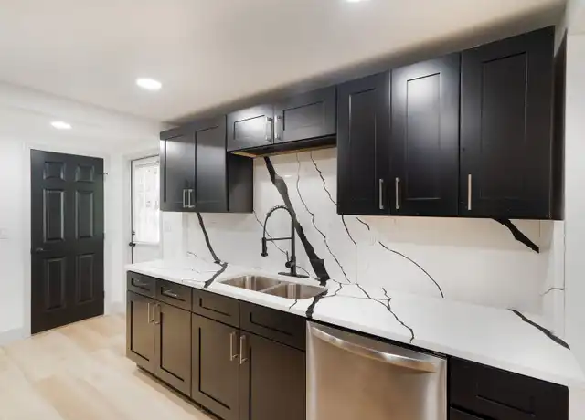 Property at 516 5th Ave NE, Largo, FL, 33770, 3 beds, 2 baths, [object Object]