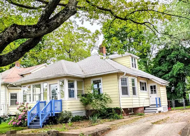 Property at 24 Chatham St, New Haven, CT, 06513, 2 beds, 1 bath, [object Object]