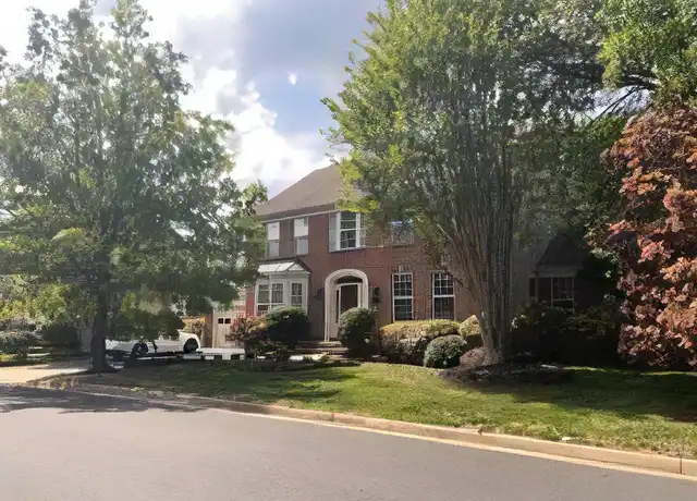 Property at 6032 Cliff Dr, Alexandria, VA, 22315, 5 beds, 3.5 baths, [object Object]