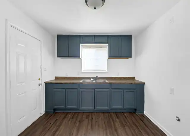 Property at 5716 Pickfair St, Houston, TX, 77026, 2 beds, 1 bath, [object Object]