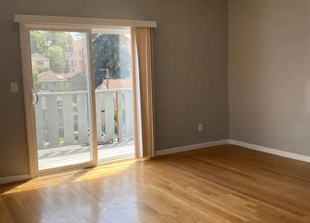 Property at 71 Pearl St Unit 8, Oakland, CA, 94611, 3 beds, 1 bath, [object Object]