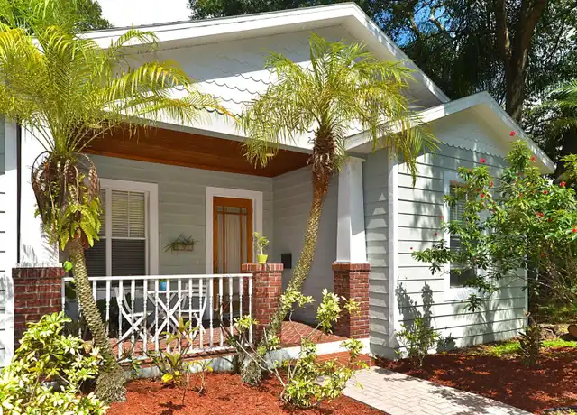 Property at 2804 N Munro St, Tampa, FL, 33602, 3 beds, 2 baths, [object Object]