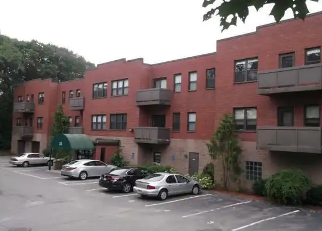 Property at 135 Florence St, Chestnut Hill, MA, 02467, 1 bed, 1 bath, [object Object]